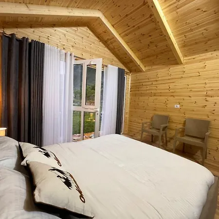 Villa Thethi Mountain