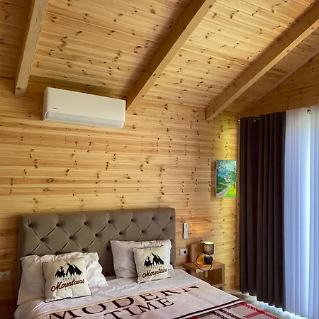 Villa Thethi Mountain